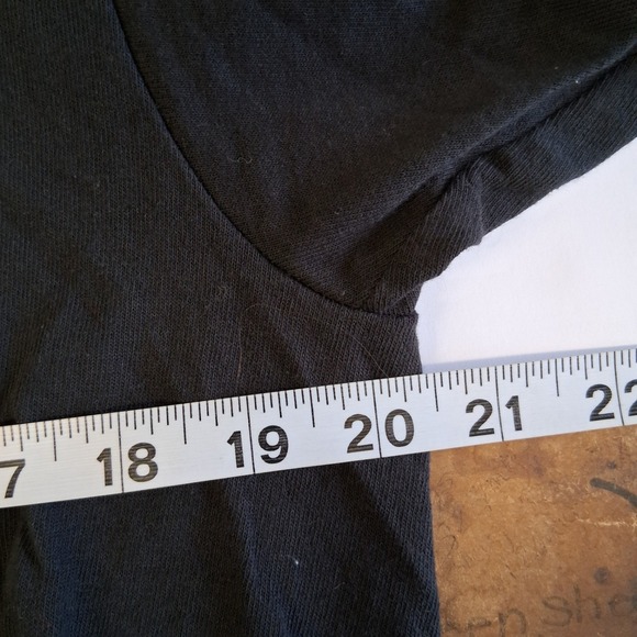 Teen Hearts Medusa Focus on Yourself SS Graphic Tee Large EUC - Picture 4 of 7